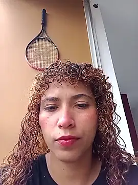 Vikyvoyeur online show from November 2025 06:17:01 PM