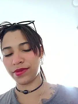 Vikyvoyeur online show from March 2026 06:26:01 PM