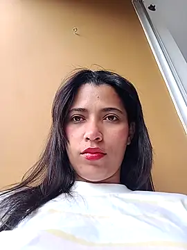 Vikyvoyeur online show from April 2026 06:24:02 PM