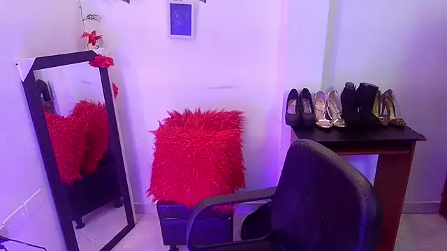 celine forger online show from September 2025 12:29:01 PM