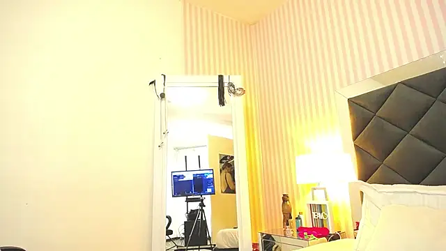 ViictoriaJones  online show from November 2025 02:07:01 PM