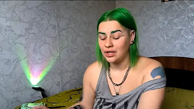 Snapshot of NeonNectar_ chatting on October 2025 09:31:01 AM NeonNectar online show from October 2025 09:31:01 AM