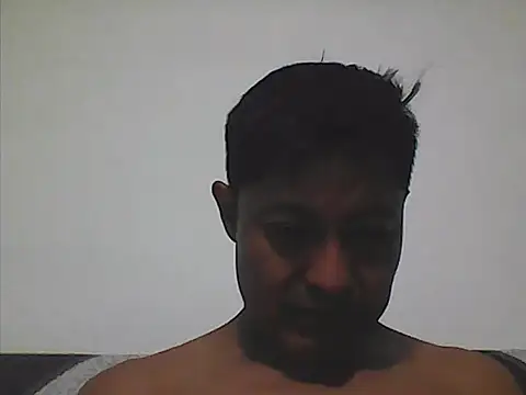 XaviGomez-87 online show from September 2025 04:06:01 AM