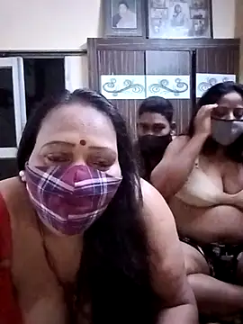 LoveOnStream online show from February 2026 01:59:02 AM