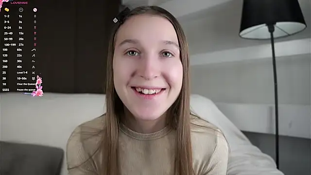 NanaMertins online show from December 2025 01:11:01 AM