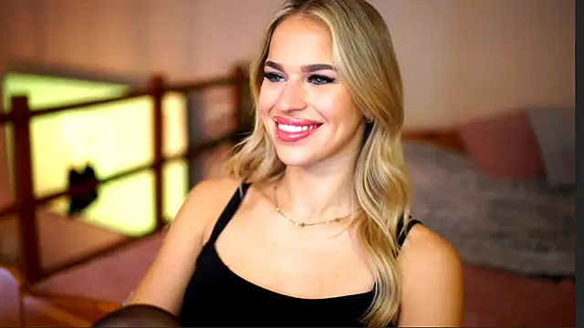 Emilyvanroessel online show from May 2026 08:08:01 AM
