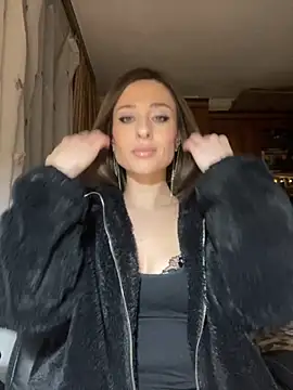 Snapshot of _shadylady_ chatting on October 2025 05:32:01 PM shadylady online show from October 2025 05:32:01 PM