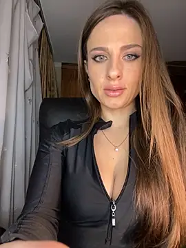 Snapshot of _shadylady_ chatting on October 2025 06:32:02 PM shadylady online show from October 2025 06:32:02 PM