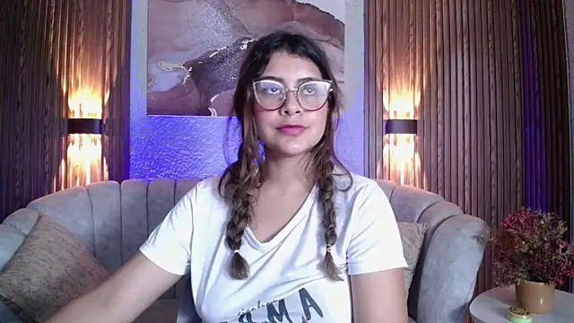 CurlyDani online show from April 2026 02:09:02 PM