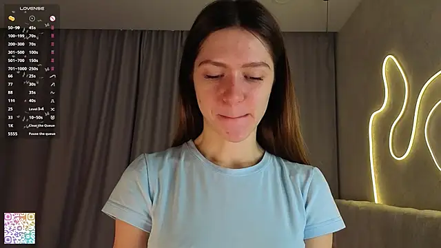 MinaMancilla online show from October 2025 04:21:01 AM