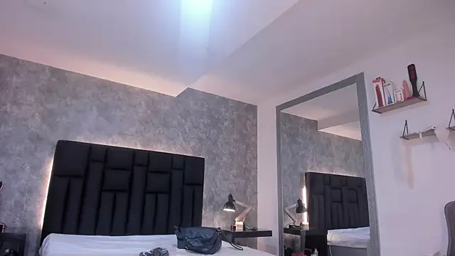 crystaldarliing online show from January 2026 08:46:02 PM