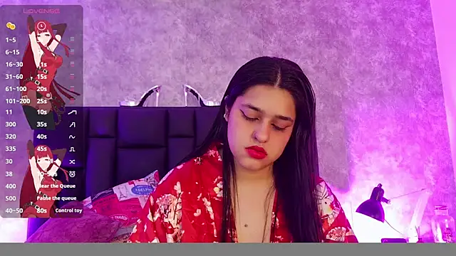 crystaldarliing online show from April 2026 11:13:02 PM