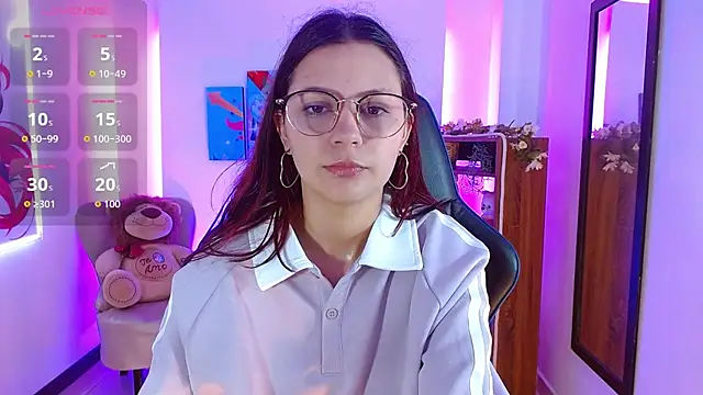 AlanaGarcia19 online show from December 2025 11:48:01 AM