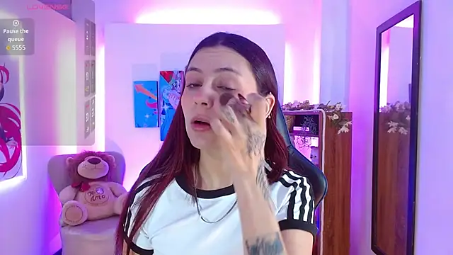 AlanaGarcia19 online show from December 2025 11:58:02 AM