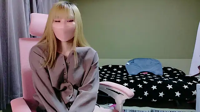 miyu0002 online show from November 2025 12:04:02 PM