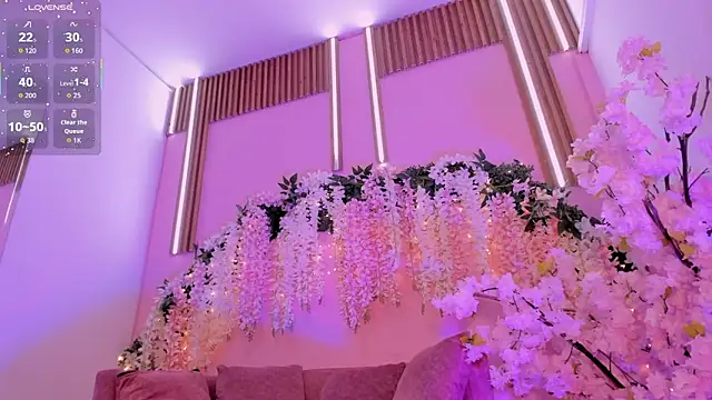 ThiccyLexxy online show from November 2025 12:05:01 PM