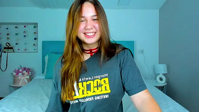 Snapshot of Blush_Beauty__ chatting on September 2025 08:10:01 PM Blush Beauty online show from September 2025 08:10:01 PM