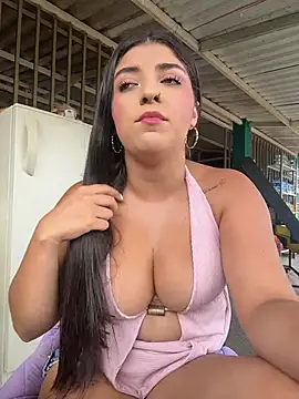 Snapshot of Isaa-Sweet chatting on July 2026 05:07:02 PM Isaa-Sweet online show from July 2026 05:07:02 PM