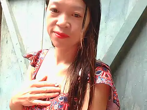 Snapshot of Mina_ti chatting on October 2025 08:04:02 AM Mina ti online show from October 2025 08:04:02 AM