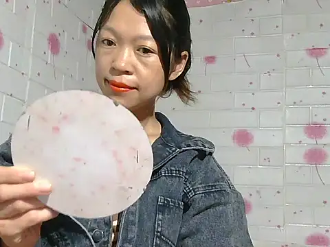 Snapshot of Mina_ti chatting on November 2025 03:27:01 AM Mina ti online show from November 2025 03:27:01 AM