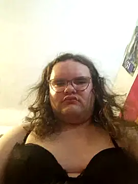 Snapshot of Fxckc4rl3yellis99 chatting on June 2026 01:19:01 AM Fxckc4rl3yellis99 online show from June 2026 01:19:01 AM