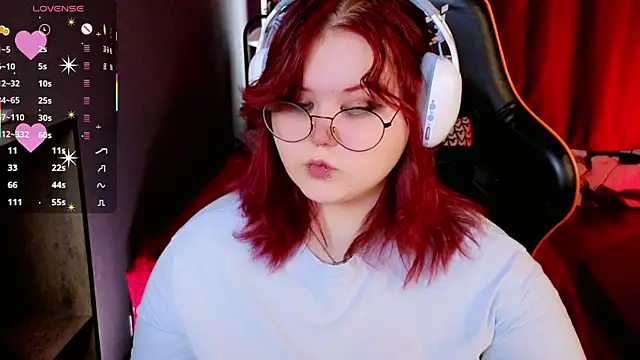 fillisfox  online show from April 2026 10:46:01 AM