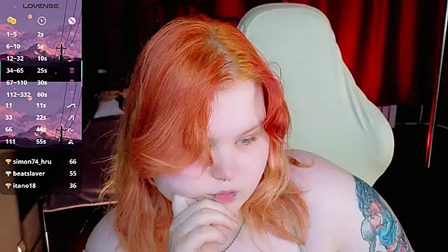 fillisfox  online show from April 2026 07:18:01 PM