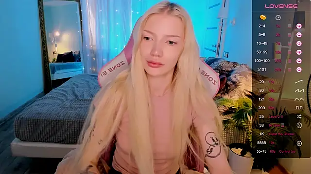 Snapshot of AnyaTaylor_ chatting on May 2026 02:20:02 AM AnyaTaylor online show from May 2026 02:20:02 AM