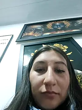 Snapshot of LunaBaby- chatting on September 2025 11:11:01 AM LunaBaby- online show from September 2025 11:11:01 AM