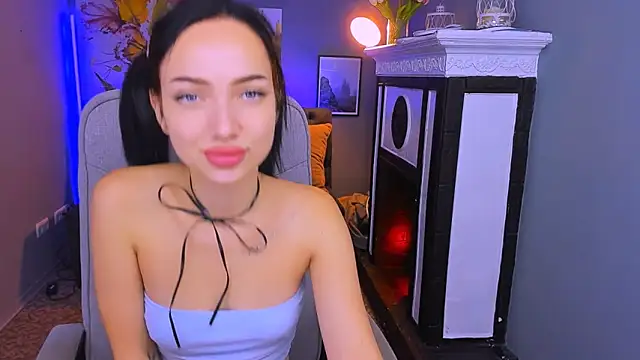 Sofyy Bradd online show from September 2025 06:02:01 AM