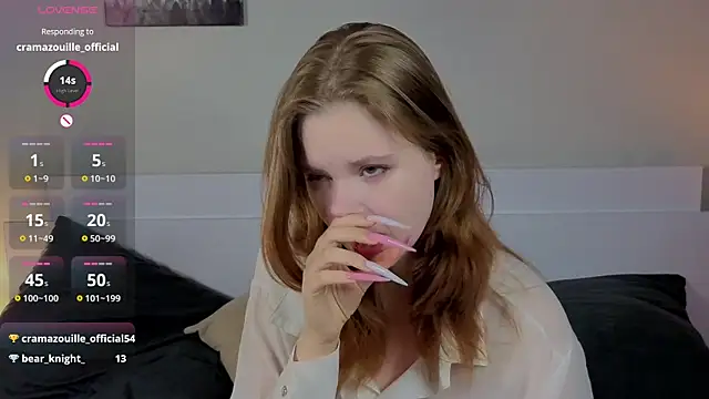 JulietteRain online show from July 2026 07:49:02 PM