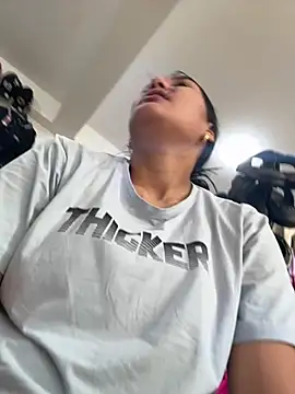 burbuja02 online show from April 2026 02:53:02 PM