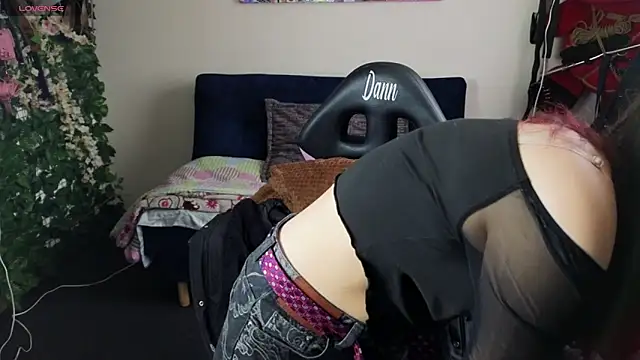 MiaVelvetDoll online show from May 2026 02:13:01 PM