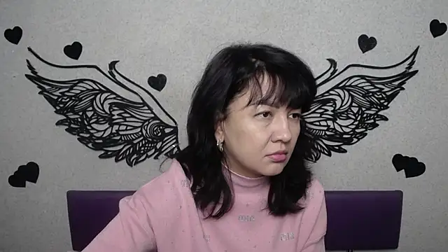 Snapshot of SelenaFly chatting on October 2025 04:56:02 AM SelenaFly online show from October 2025 04:56:02 AM