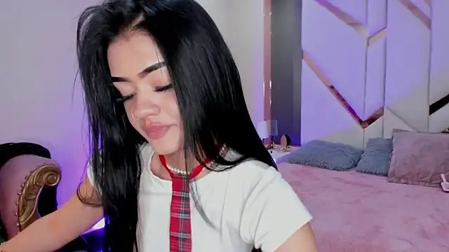 EmmaStonns online show from September 2025 11:37:01 AM