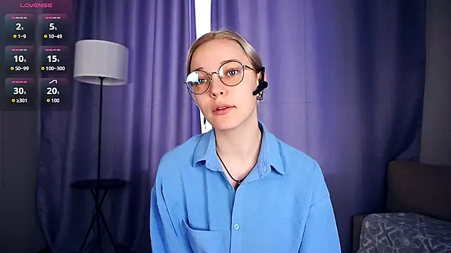 Snapshot of EdaKirkIin chatting on September 2025 06:17:02 AM EdaKirkIin online show from September 2025 06:17:02 AM