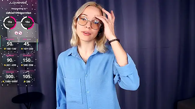 Snapshot of EdaKirkIin chatting on October 2025 05:15:02 AM EdaKirkIin online show from October 2025 05:15:02 AM