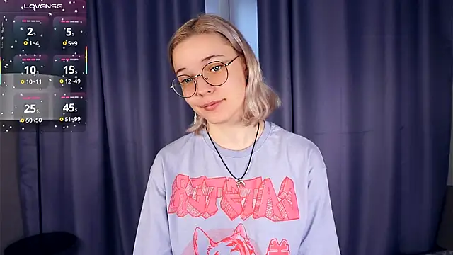 Snapshot of EdaKirkIin chatting on October 2025 05:20:02 AM EdaKirkIin online show from October 2025 05:20:02 AM