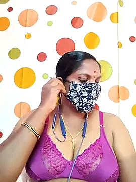 Snapshot of Tamil_Abinaya chatting on October 2025 05:38:02 AM Tamil Abinaya online show from October 2025 05:38:02 AM