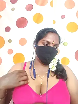 Snapshot of Tamil_Abinaya chatting on October 2025 05:26:02 PM Tamil Abinaya online show from October 2025 05:26:02 PM