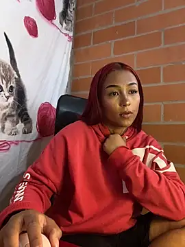 kitty moon1 online show from September 2025 06:35:02 PM