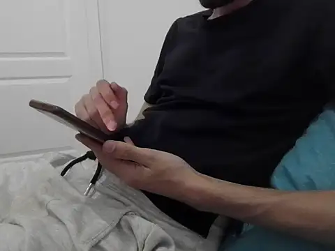 Snapshot of RaoufDz17cm chatting on October 2025 07:45:01 PM RaoufDz17cm online show from October 2025 07:45:01 PM