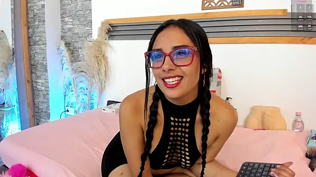 Sarita  love online show from March 2026 01:39:02 AM