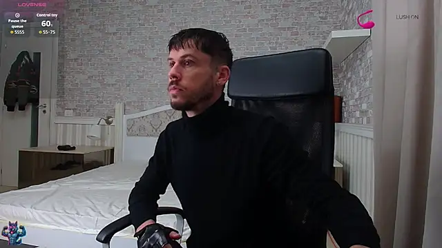 JonahShaw online show from October 2025 04:32:02 AM