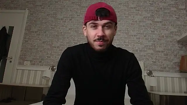 JonahShaw online show from October 2025 04:24:01 AM