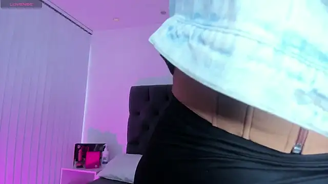 VictoriaParkeer online show from November 2025 11:43:02 AM