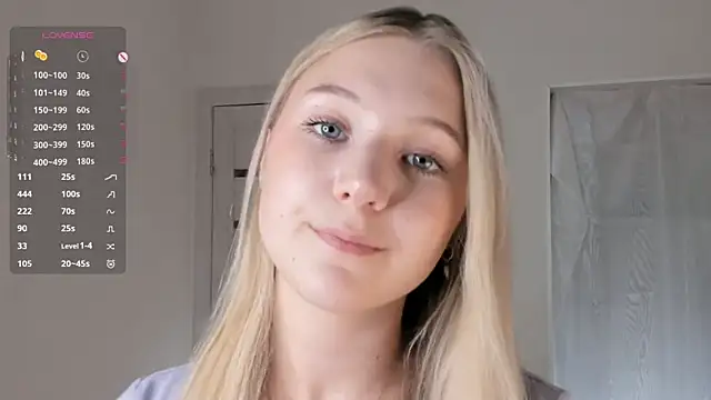 Snapshot of ArianeAumich chatting on September 2025 11:56:01 AM ArianeAumich online show from September 2025 11:56:01 AM