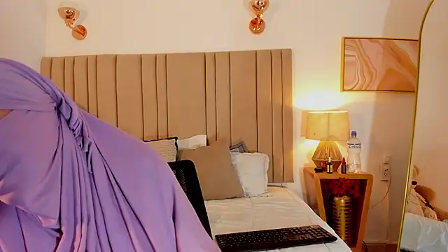 Snapshot of najwa__ chatting on May 2026 05:04:01 AM najwa online show from May 2026 05:04:01 AM