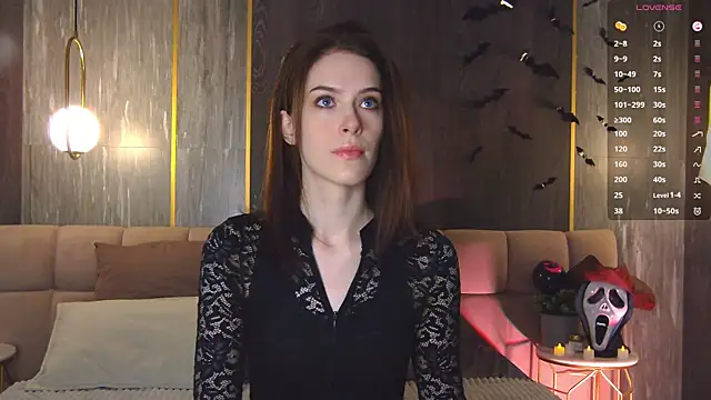 Snapshot of FrancesDay chatting on October 2025 05:10:01 AM FrancesDay online show from October 2025 05:10:01 AM