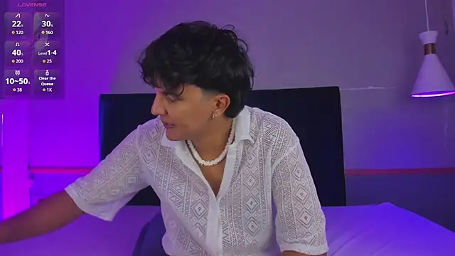 Snapshot of Leo_Savage_ chatting on September 2025 03:22:01 AM Leo Savage online show from September 2025 03:22:01 AM